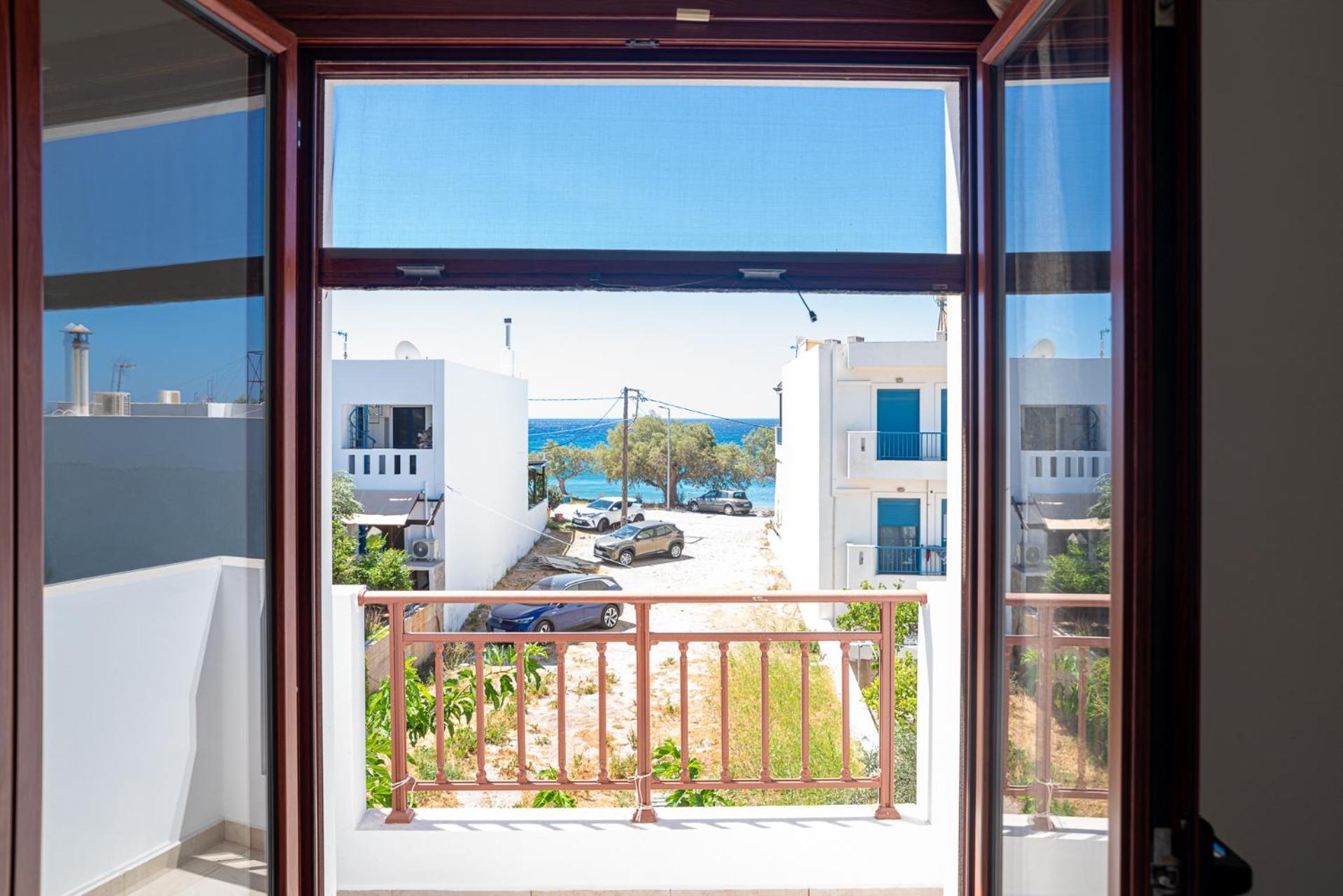 Stratos By Mroom Apartments Makrýgialos المظهر الخارجي الصورة