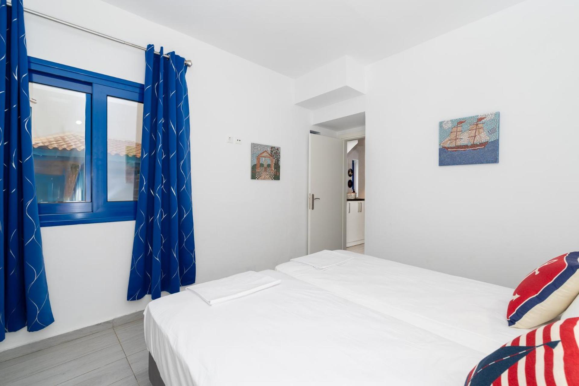 Stratos By Mroom Apartments Makrýgialos المظهر الخارجي الصورة