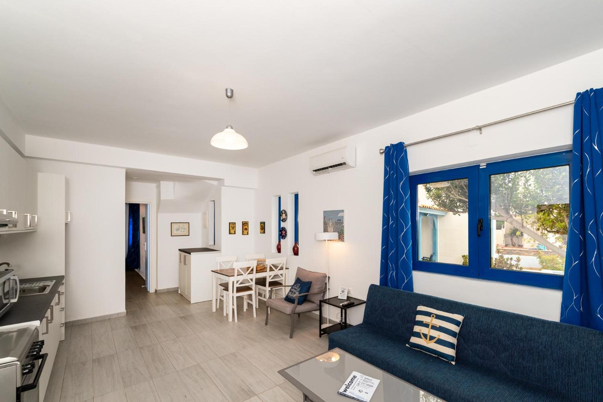 Stratos By Mroom Apartments Makrýgialos المظهر الخارجي الصورة