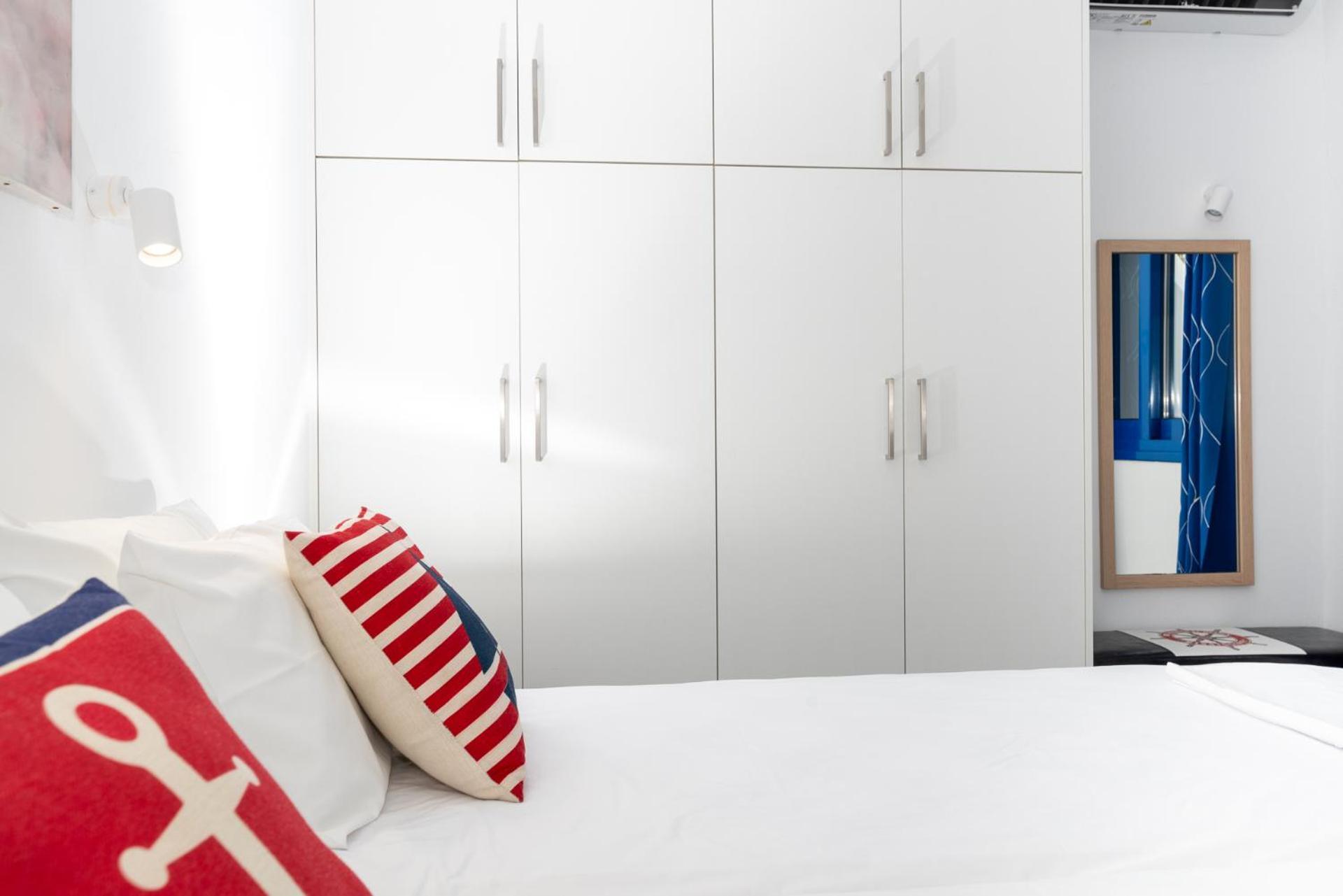 Stratos By Mroom Apartments Makrýgialos المظهر الخارجي الصورة